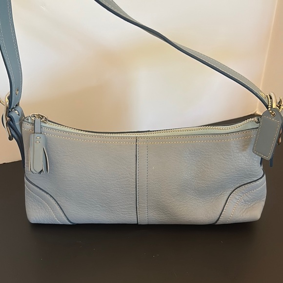 Coach Vintage Hampton Purse - Picture 5 of 10